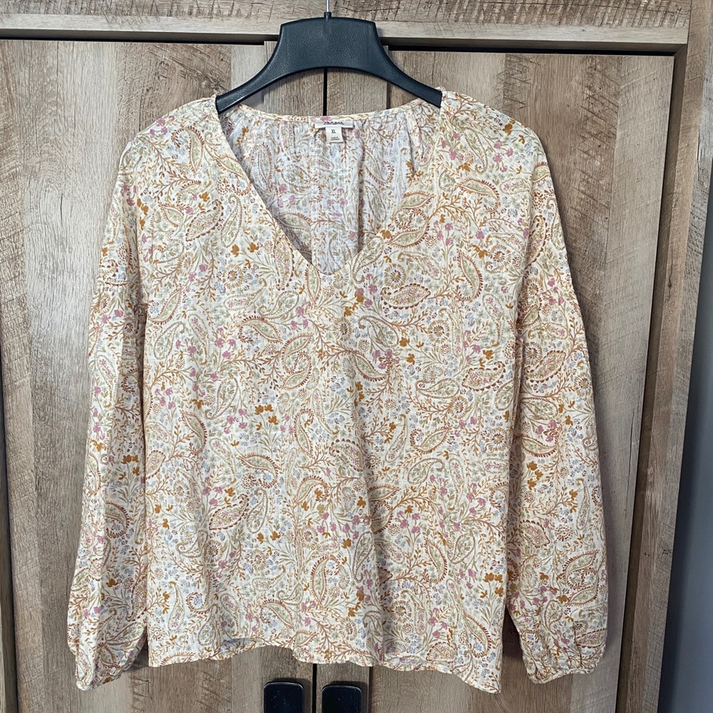 a.n.a Long Sleeve Paisley Blouse